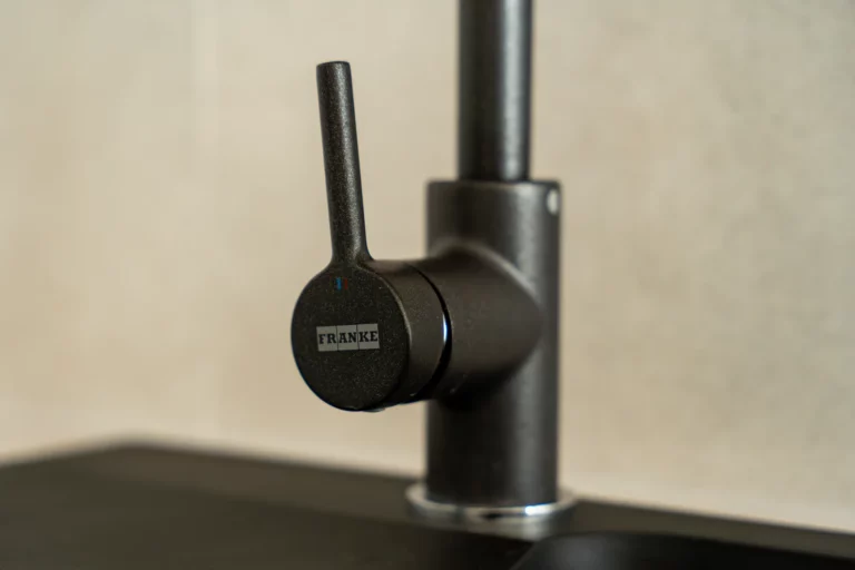 e284d936a25ad53a7236c2e1ef4f1-10